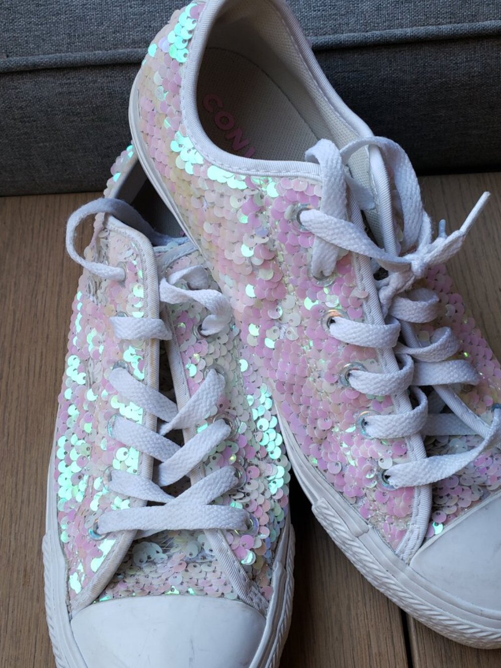 EUC CTAS Convers pinkalicious vintage old school sequin allover (8W - 6 M) KICKS